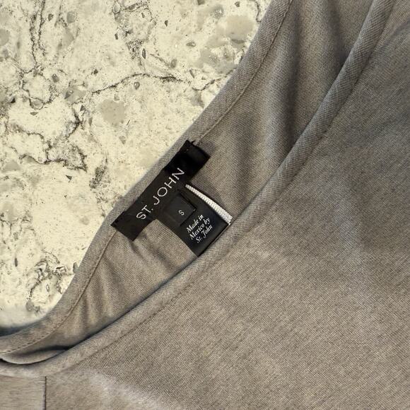 ST. JOHN Knit Top Women’s Size Small Gray Silk Viscose Boatneck LUXE - Picture 8 of 13